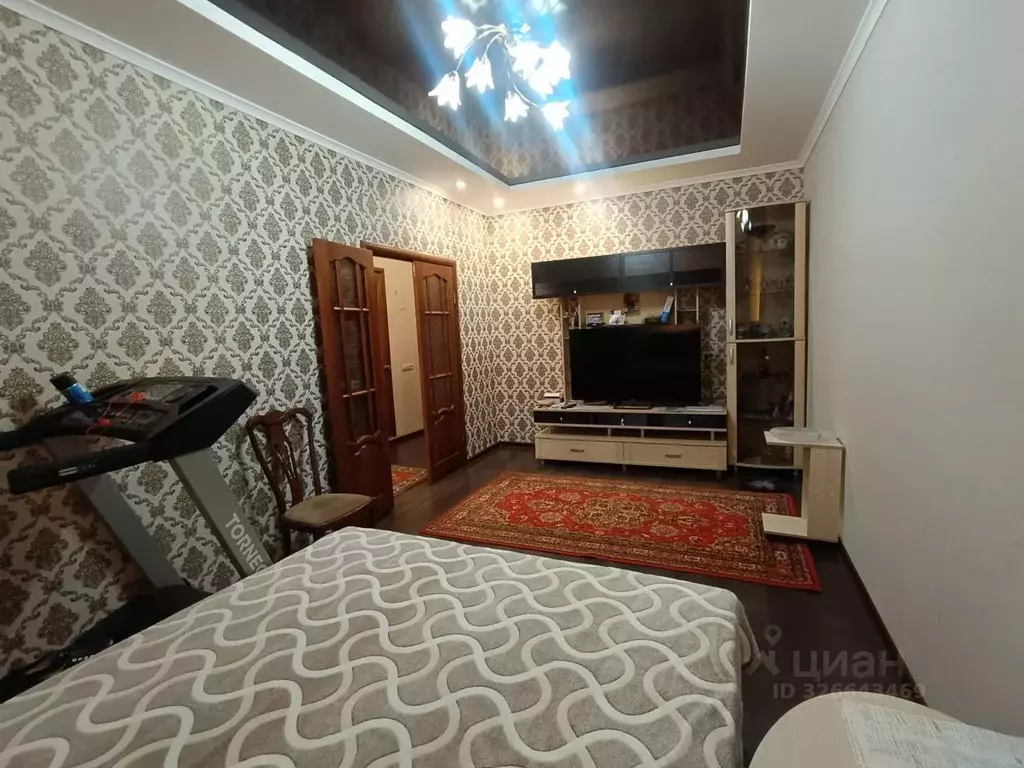 3-к кв. Астраханская область, Астрахань Имени Бабаевского мкр, ул. ... - Фото 1