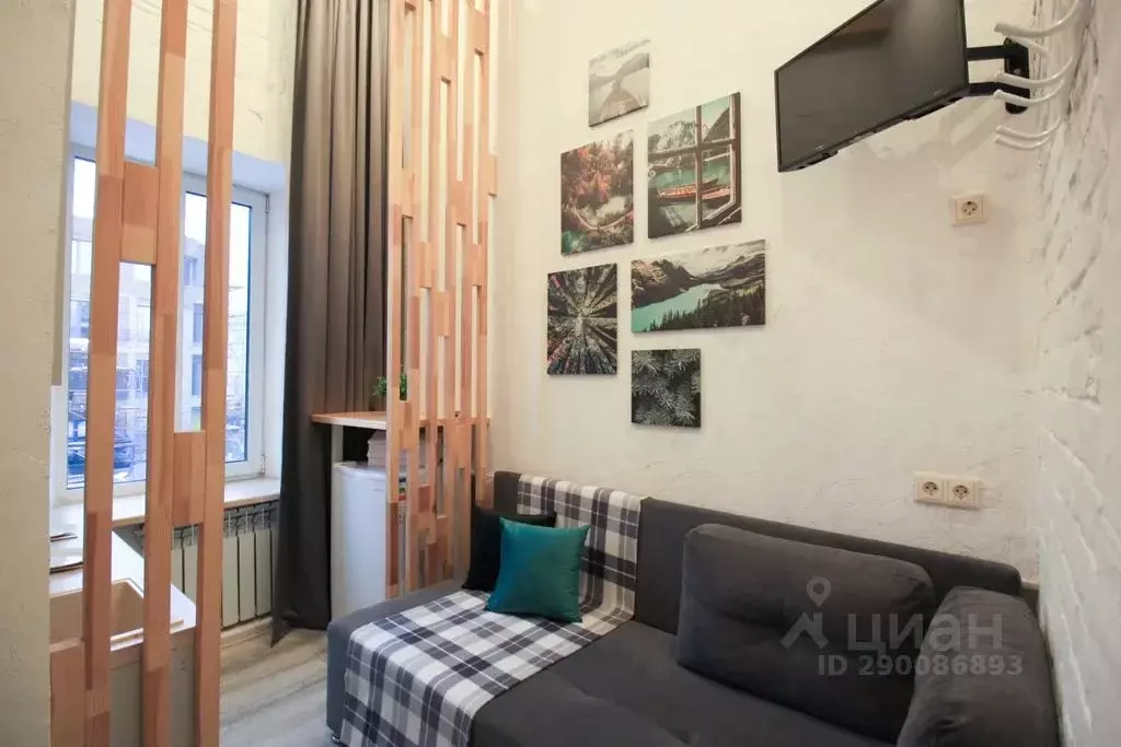 1-к кв. Татарстан, Казань ул. Гаяза Исхаки, 15 (14.0 м) - Фото 0