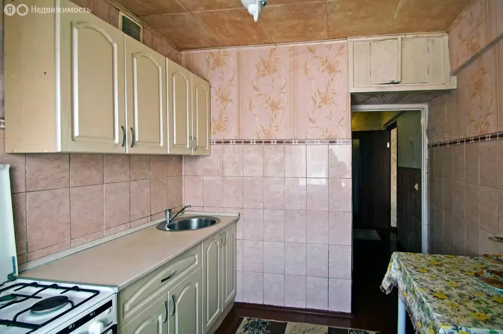 3-комнатная квартира: Омск, 30-я Северная улица, 68 (48.5 м) - Фото 1