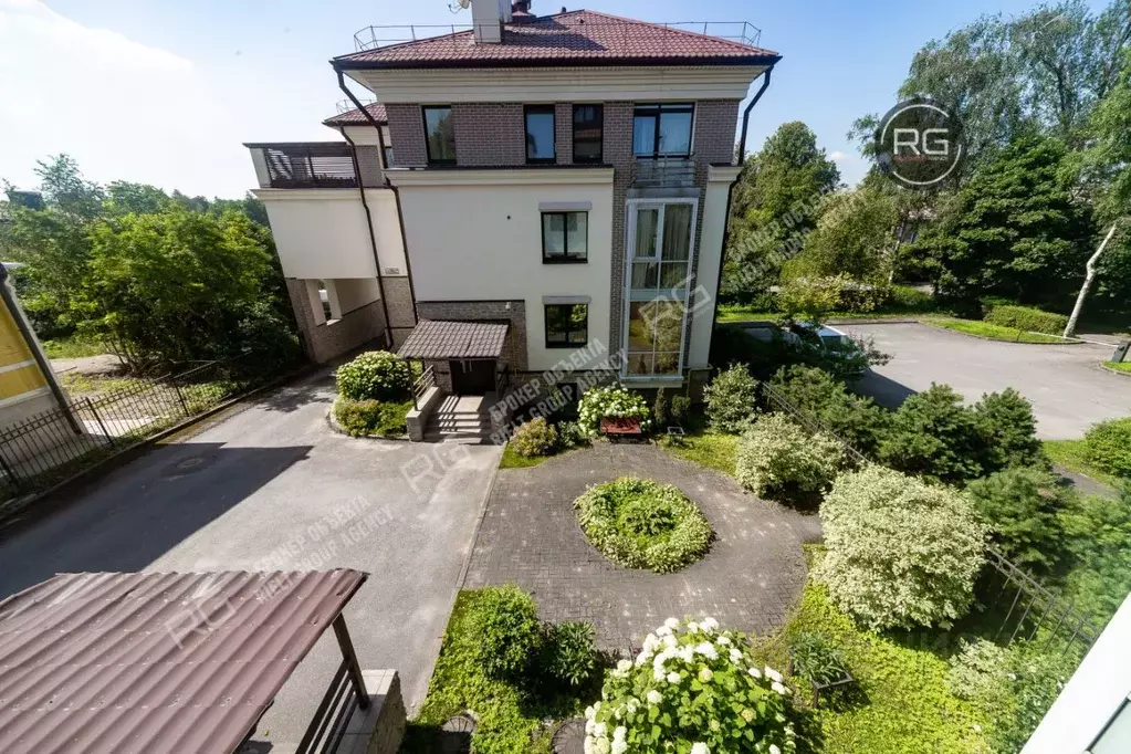 2-к кв. Ленинградская область, Гатчина ул. Чкалова, 40 (70.0 м) - Фото 1