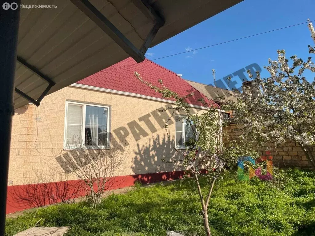 Дом в Элиста, Юго-Западный район, 27-й проезд (105 м) - Фото 1