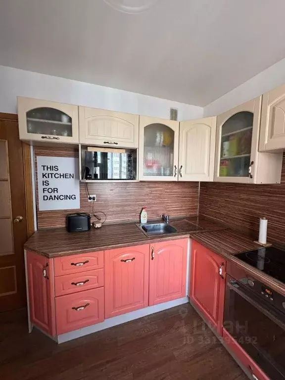 2-к кв. Санкт-Петербург ул. Бадаева, 8к2 (53.9 м) - Фото 1