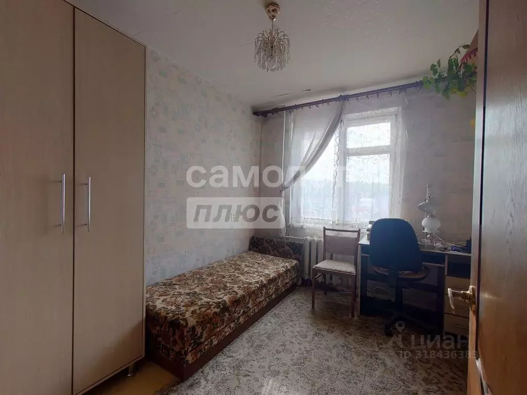 4-к кв. Курская область, Курск Курского завода тракторных запчастей ... - Фото 0