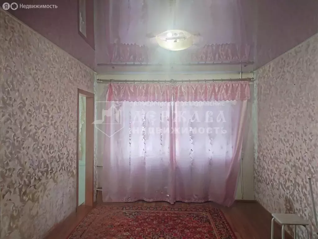 1-комнатная квартира: Ленинск-Кузнецкий, Юргинская улица, 6 (40 м) - Фото 1