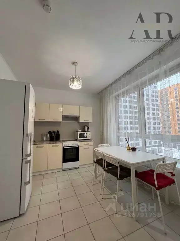 2-к кв. Москва ул. Саларьевская, 14к2 (69.0 м) - Фото 0