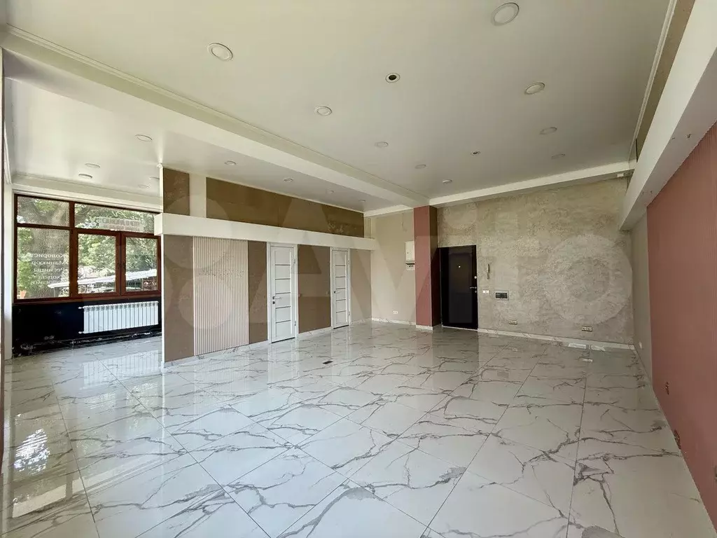 1-к. квартира, 60,1 м, 1/7 эт. - Фото 1