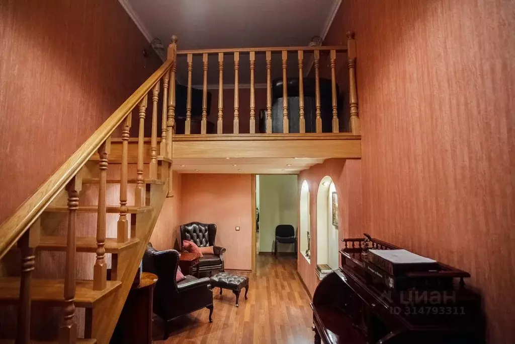 Офис в Санкт-Петербург 9-я Васильевского острова линия, 42 (84 м) - Фото 1