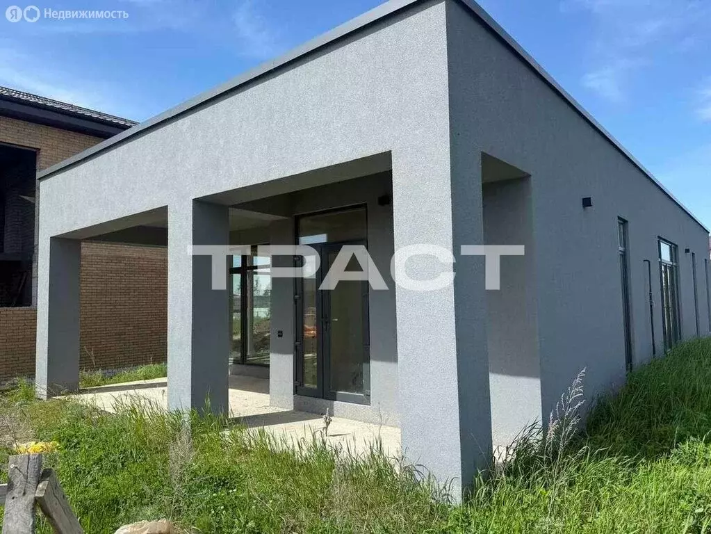 Дом в деревня Новоподклетное, улица Димитрова (160 м) - Фото 1