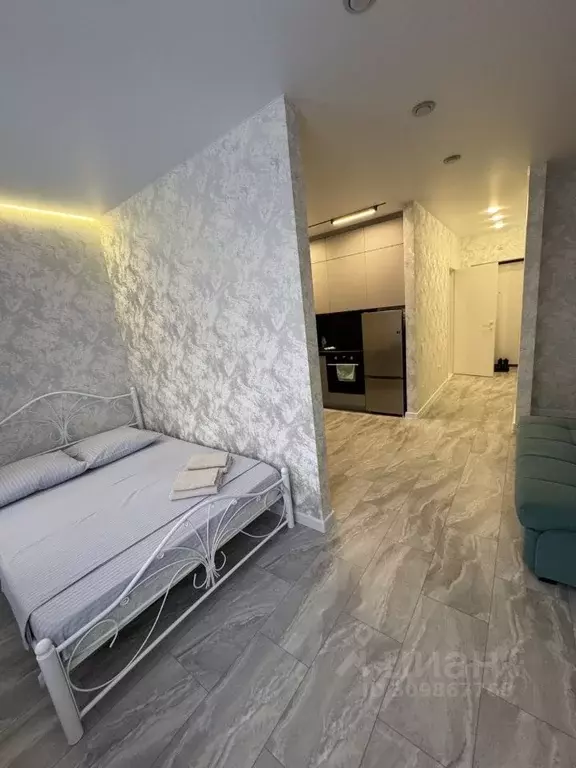 Студия Тюменская область, Тюмень ул. Краснооктябрьская, 8 (34.0 м) - Фото 1