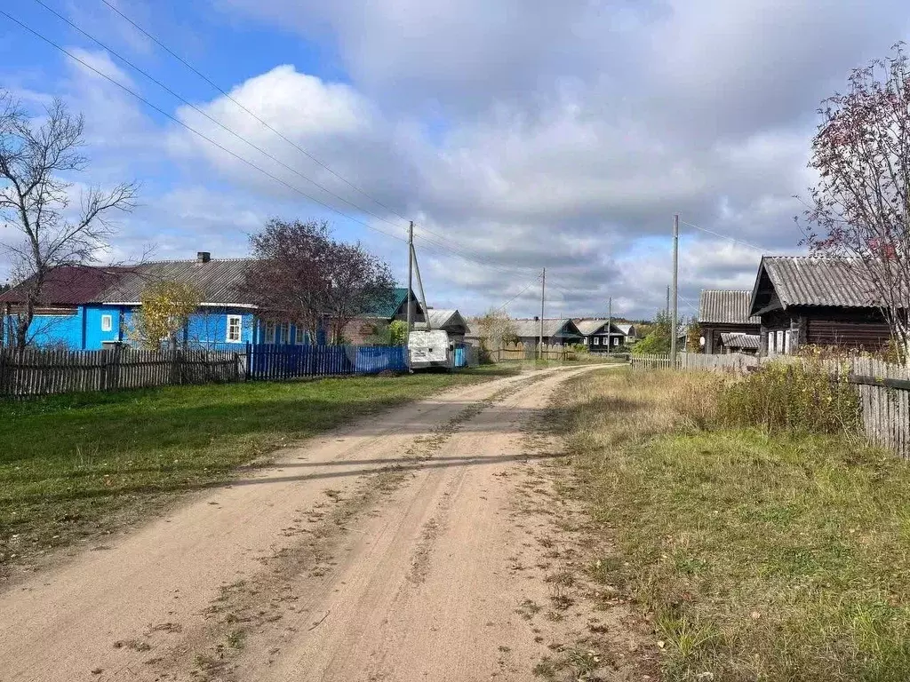 Участок в Вологодская область, Вашкинский муниципальный округ, д. ... - Фото 1