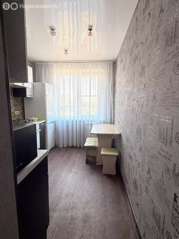 2-комнатная квартира: Волгоград, улица Елисеева, 15А (51 м) - Фото 1