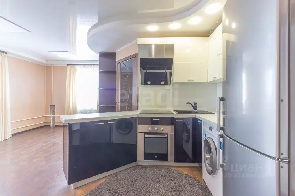 2-к кв. Сахалинская область, Холмск Советская ул., 73 (39.8 м) - Фото 1