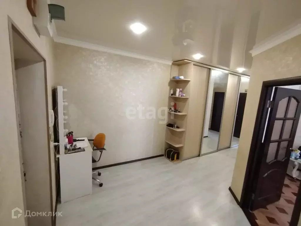 Продаётся 2-к квартира, 70 м - Фото 1