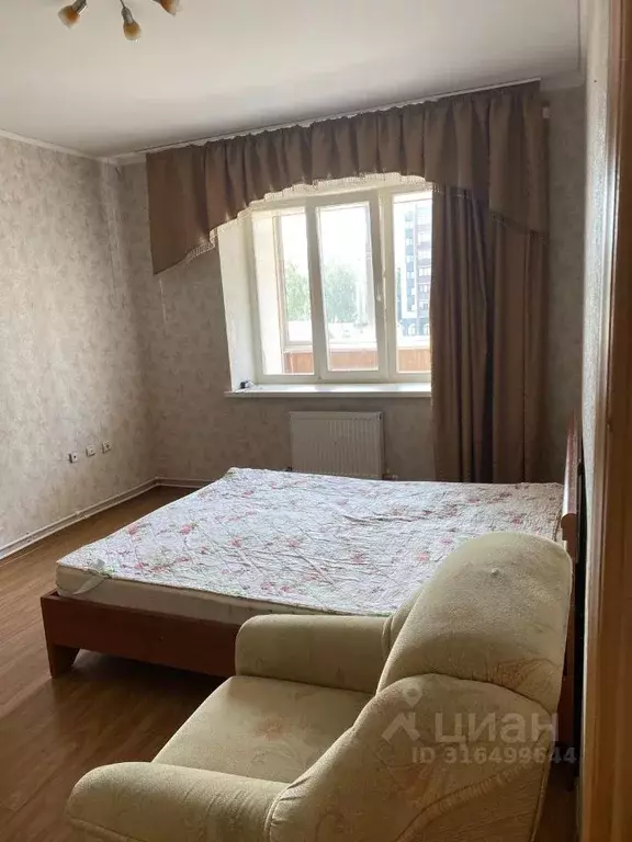 3-к кв. Коми, Сыктывкар ул. Чкалова, 8 (67.1 м) - Фото 1