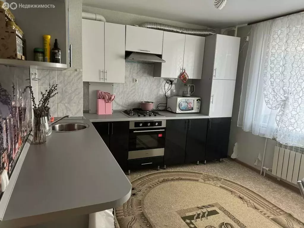 3-комнатная квартира: Пенза, улица Сузюмова, 4 (86.1 м) - Фото 1