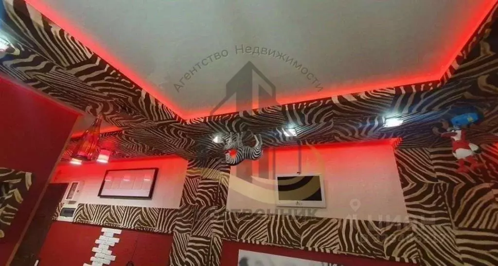 2-к кв. Воронежская область, Воронеж ул. Карла Маркса, 66 (56.0 м) - Фото 1