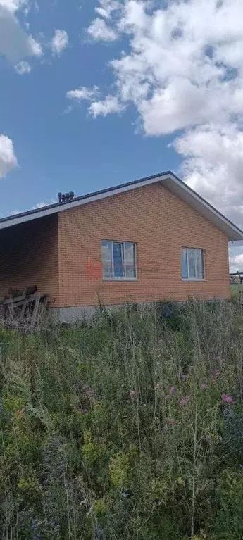 Коттедж в Белгородская область, Старооскольский городской округ, с. ... - Фото 0
