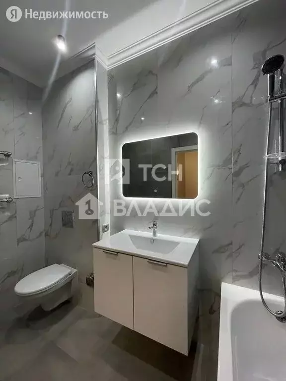 3-комнатная квартира: Мытищи, улица Красная Слобода, 9 (56 м) - Фото 1