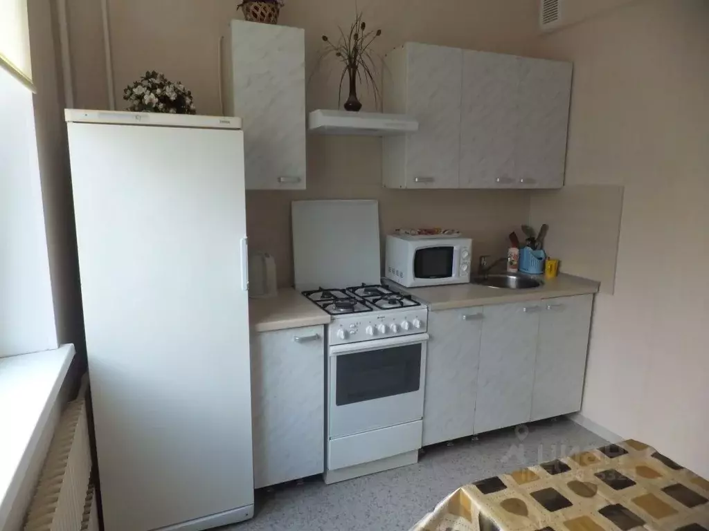 3-к кв. Воронежская область, Воронеж ул. 40 лет Октября, 2 (70.0 м) - Фото 1