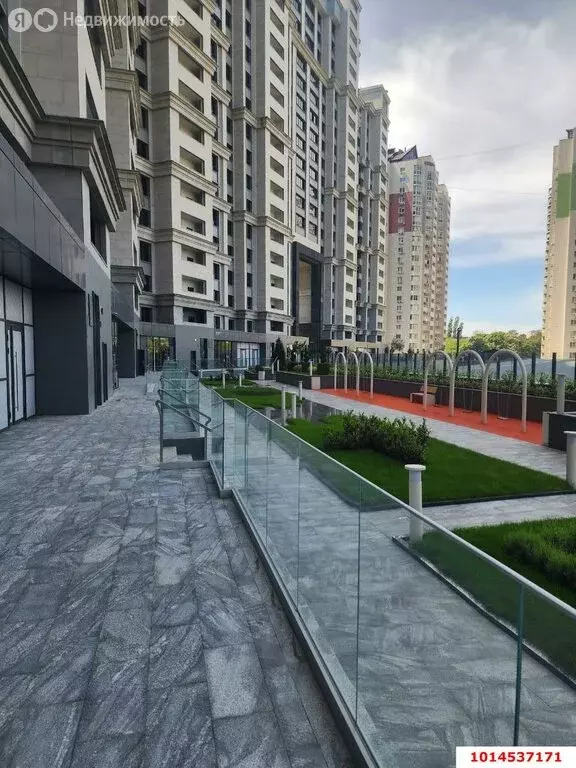 1-комнатная квартира: Краснодар, Школьный микрорайон, Школьная улица, ... - Фото 0