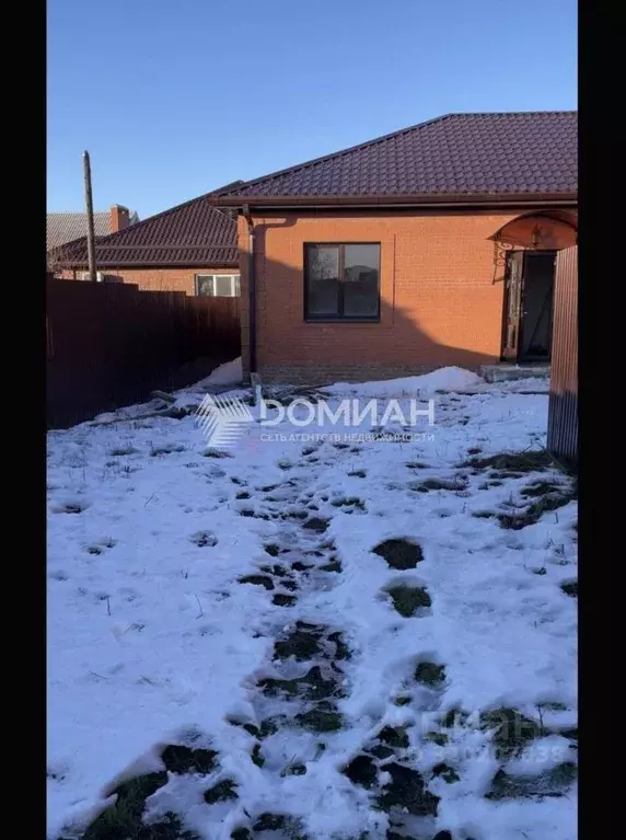 Дом в Ростовская область, Новочеркасск Спортивная ул., 24 (93 м) - Фото 1