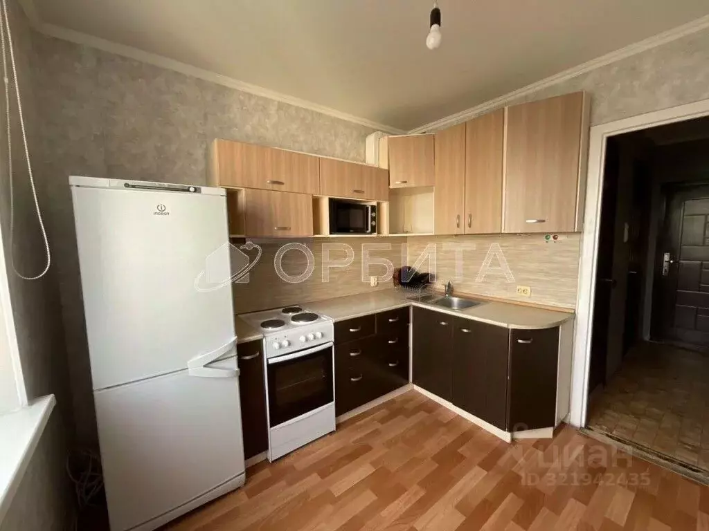 1-к кв. Тюменская область, Тюмень ул. Мельникайте, 132 (33.3 м) - Фото 0
