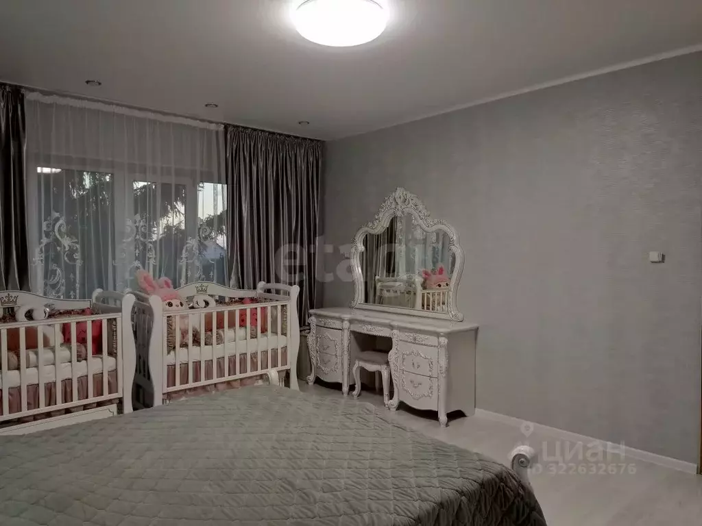 Дом в Омская область, Омский район, с. Усть-Заостровка Спортивная ул., ... - Фото 1