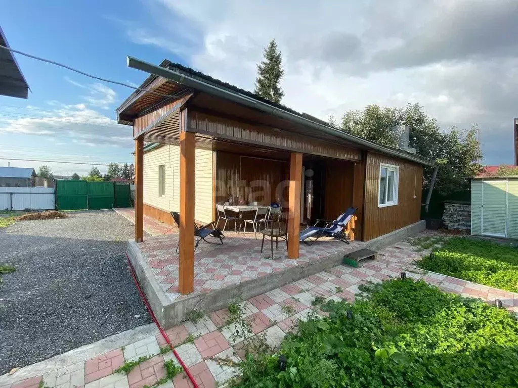 Дом в Новосибирская область, Коченево рп ул. Садовая, 144 (92 м) - Фото 1