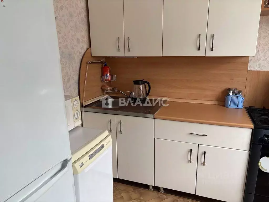 3-к кв. Коми, Сыктывкар ул. Малышева, 19 (66.5 м) - Фото 2