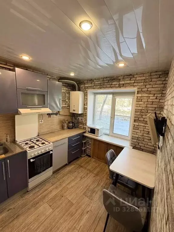 2-к кв. Московская область, Щелково Центральная ул., 2 (45.0 м) - Фото 1