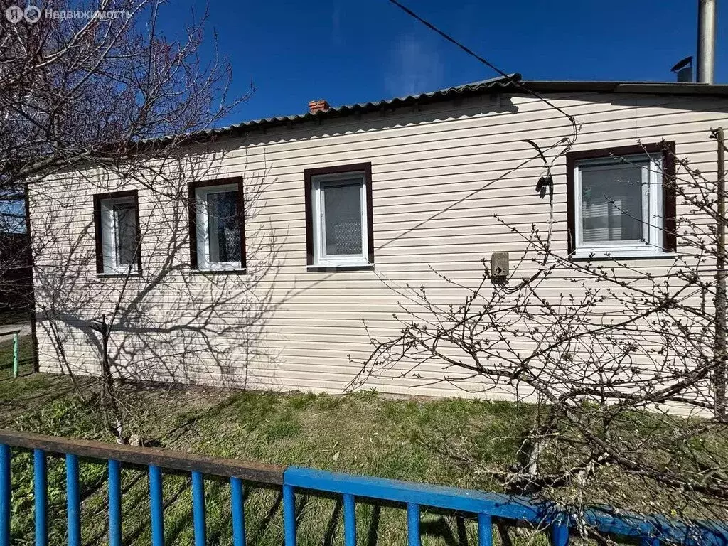 Дом в Белгородская область, Валуйский муниципальный округ, рабочий ... - Фото 2