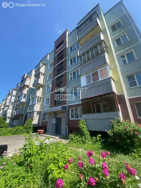 3-комнатная квартира: Омск, Взлётная улица, 4 (65 м) - Фото 0