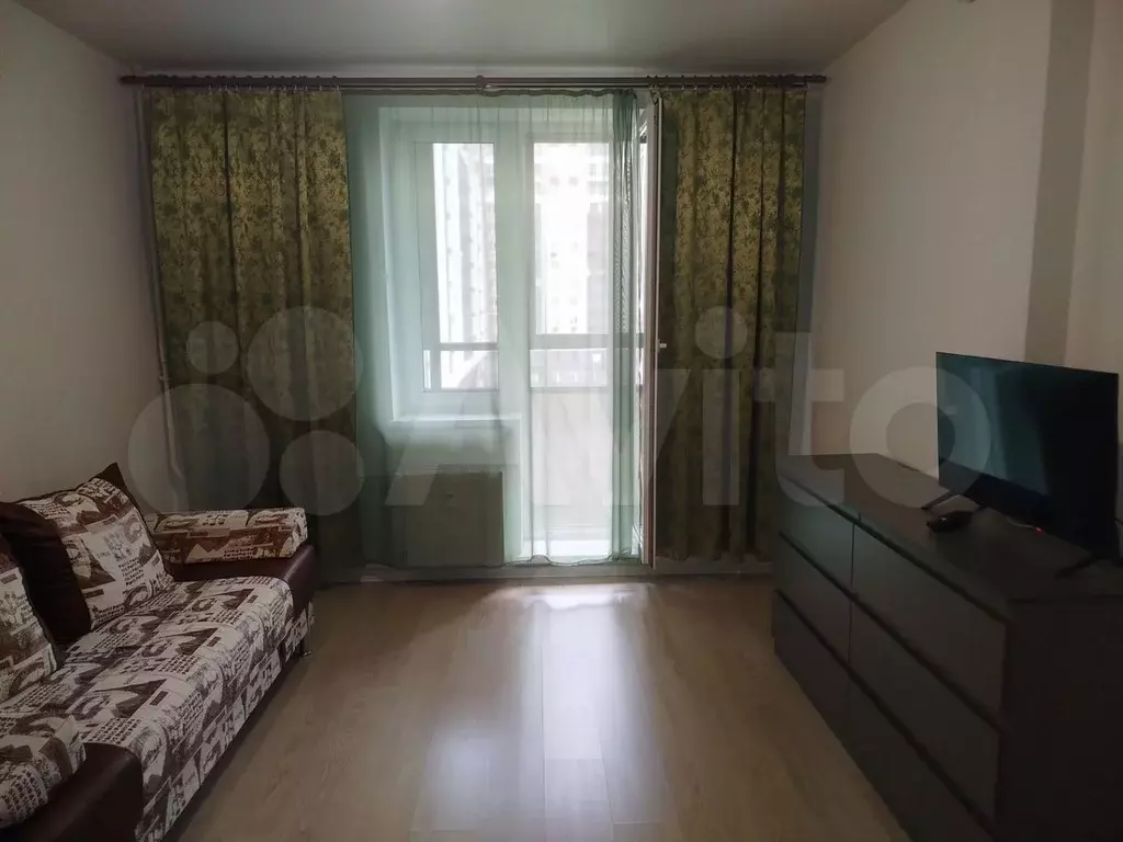 1-к. квартира, 38 м, 5/10 эт. - Фото 1