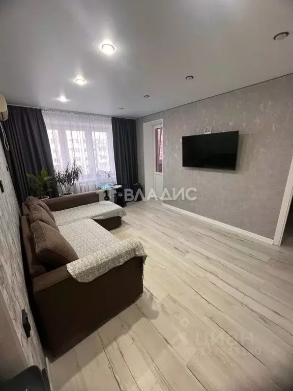 3-к кв. Волгоградская область, Волгоград ул. Маршала Еременко, 120 ... - Фото 1