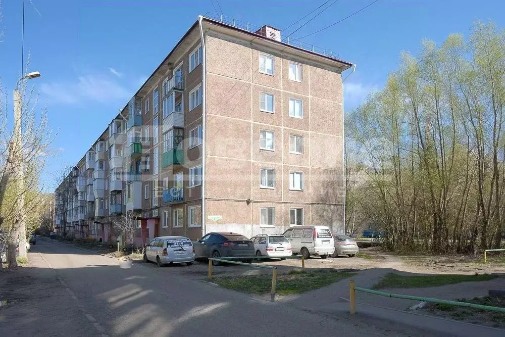 3-к кв. Омская область, Омск Заозерный мкр, ул. Бородина, 37 (48.8 м) - Фото 0