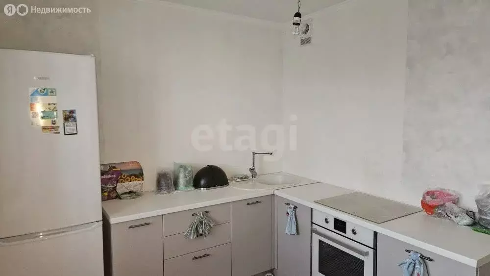 1-комнатная квартира: Тюмень, улица Константина Посьета, 11 (41.1 м) - Фото 2