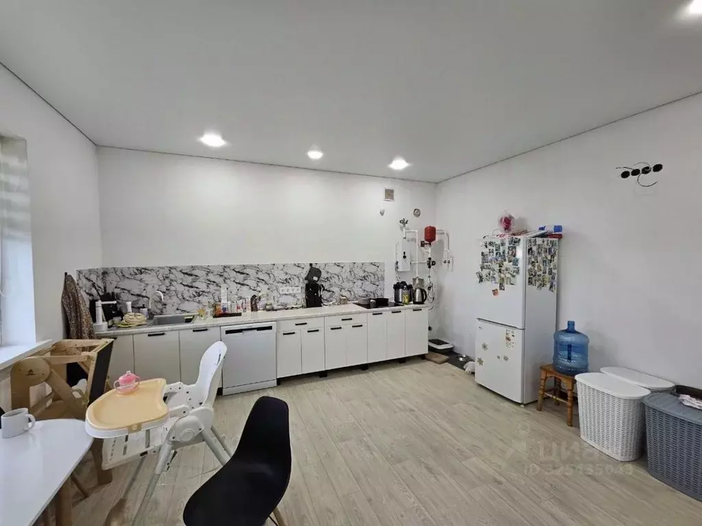 Дом в Крым, Бахчисарай ул. Абдулы Тейфукъ, 35 (161 м) - Фото 1