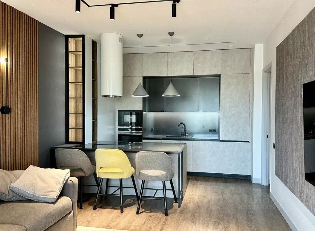 2-к кв. Свердловская область, Екатеринбург ул. Ткачей, 13 (78.8 м) - Фото 2