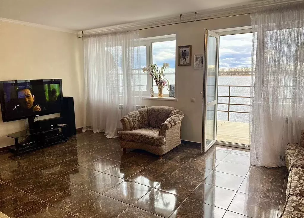 Дом в Самарская область, Сызранский район, Междуреченск городское ... - Фото 1