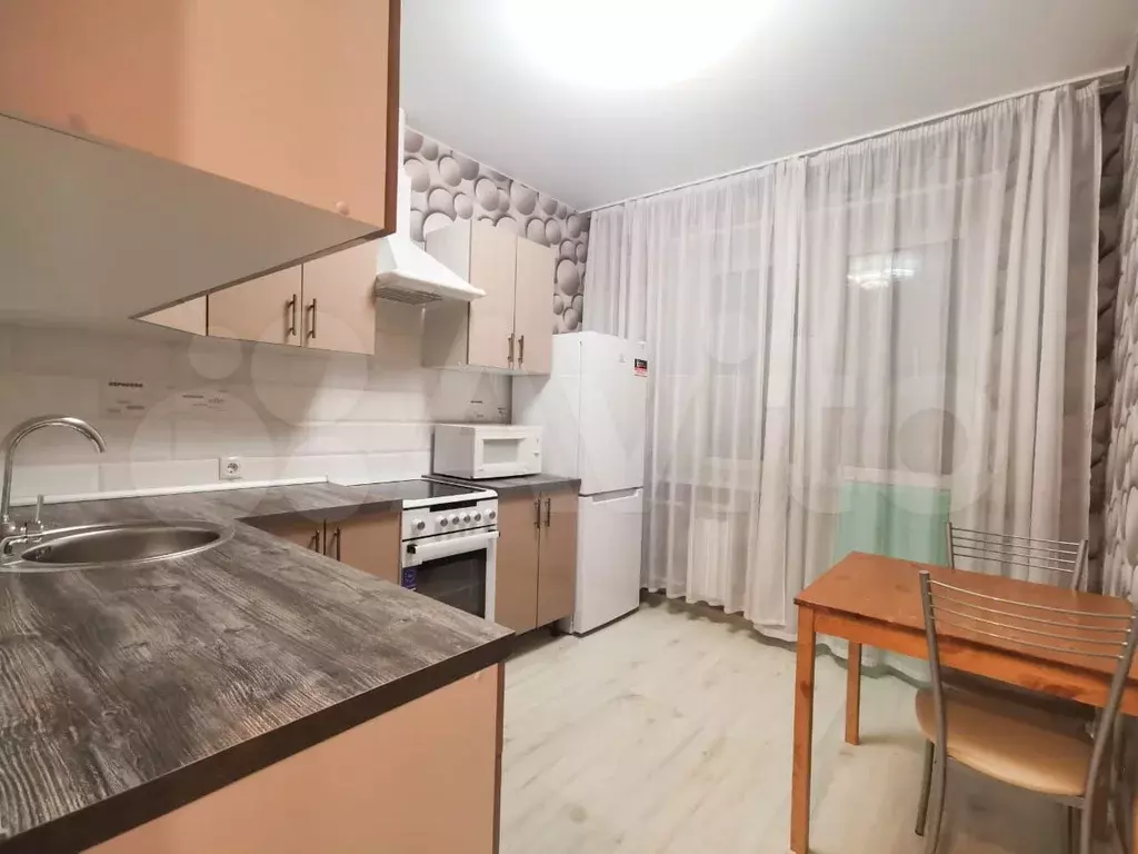 1-к. квартира, 40 м, 11/17 эт. - Фото 1