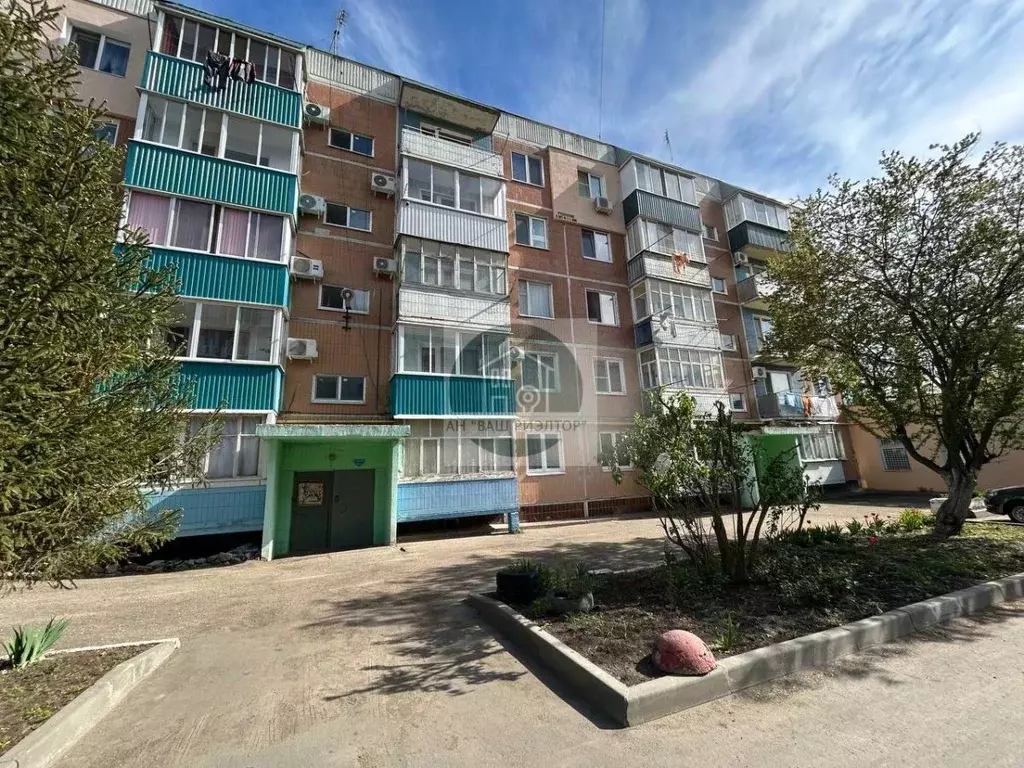 2-к кв. Саратовская область, Вольск Народная ул., 174 (51.1 м) - Фото 0
