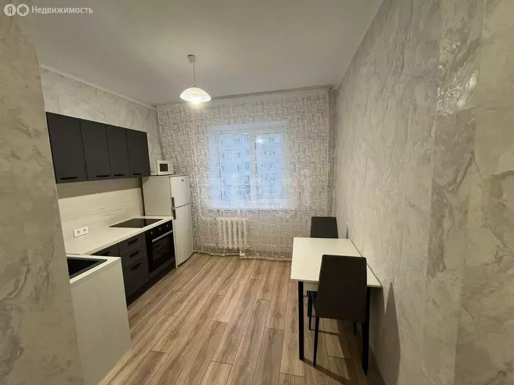 1-комнатная квартира: Тюмень, улица Муравленко, 3к1 (37.3 м) - Фото 2