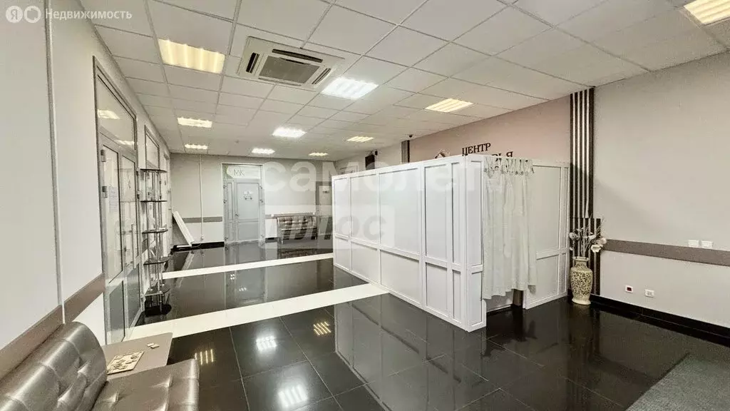 Помещение свободного назначения (394.6 м) - Фото 1