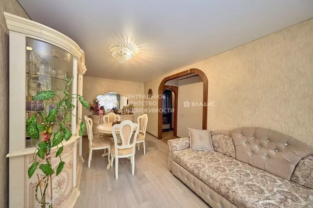 3-к кв. Рязанская область, Рязань ул. Гагарина, 78 (55.9 м) - Фото 2