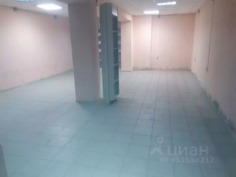 Помещение свободного назначения в Новгородская область, Сольцы г. ... - Фото 1