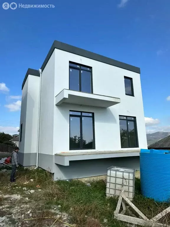 Дом в село Борисовка, улица Дружбы, 38 (200 м) - Фото 1