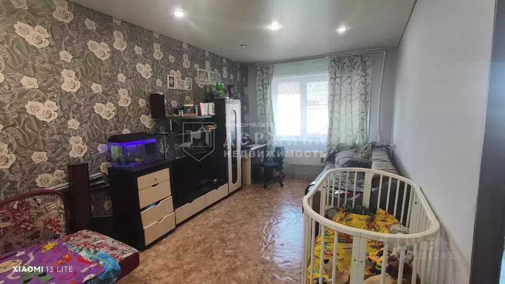 1-к кв. Кемеровская область, Ленинск-Кузнецкий Кузбасская ул., 114/3 ... - Фото 1