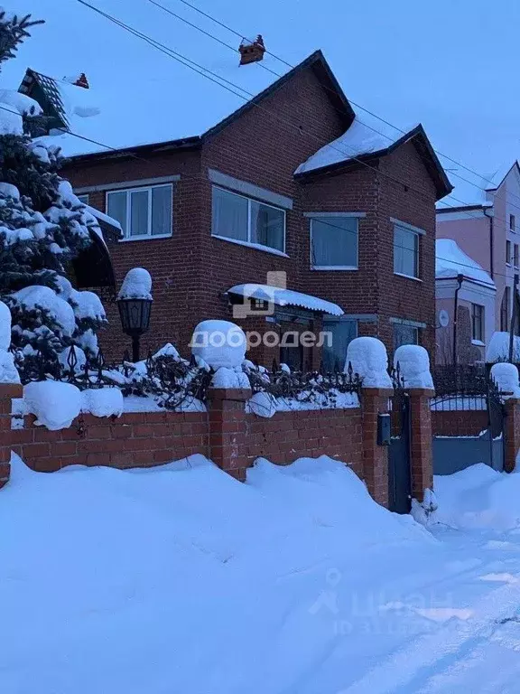 Коттедж в Свердловская область, Среднеуральск ул. Гагарина, 18 (464 м) - Фото 1