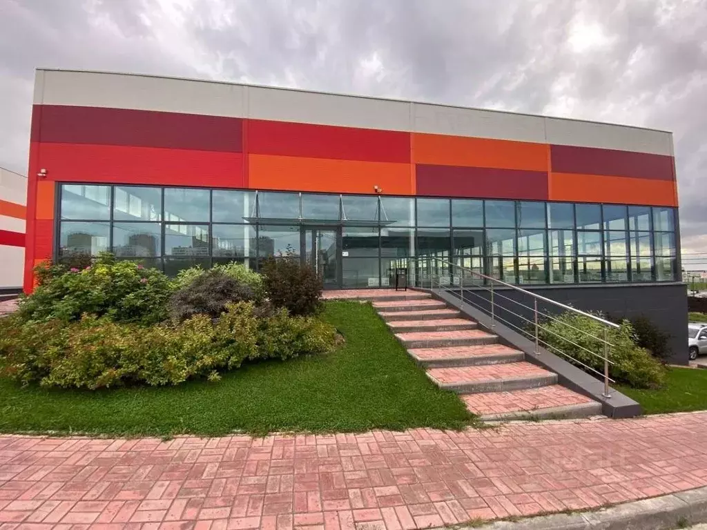 Помещение свободного назначения в Татарстан, Набережные Челны ул. ... - Фото 1