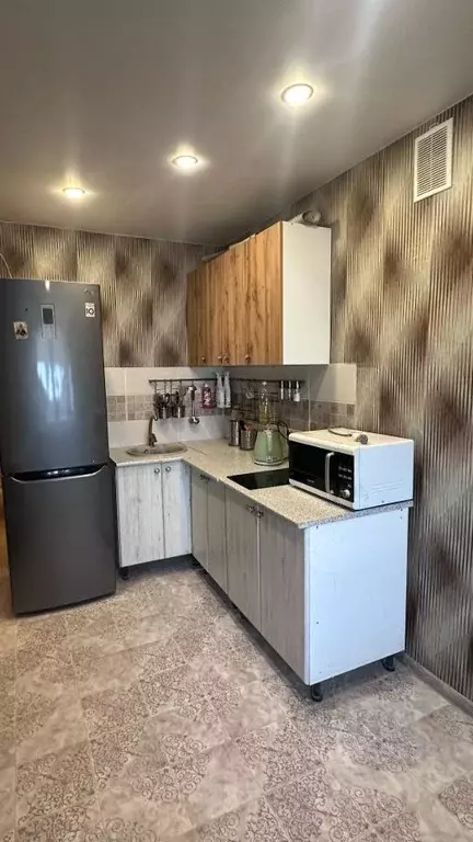 1-к кв. Нижегородская область, Дзержинск просп. Циолковского, 72 (36.5 ... - Фото 2